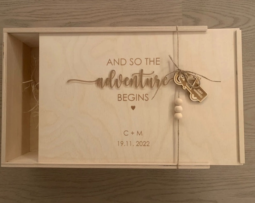 Erinnerungsbox „adventure begins“